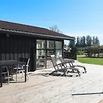 5 Star Holiday Home In Hals * Hals